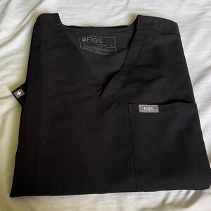 FIGS WOMEN’S CATARINA ONE POCKET SCRUB TOP